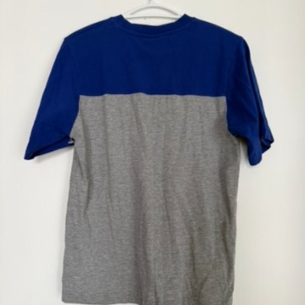 $45 Retail | NHL Toronto Maple Leafs 1917 Graphic Tee Size M - Picture 4 of 5
